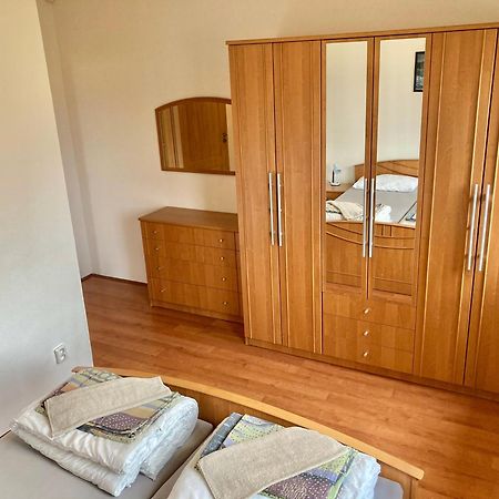 Pension Hofberg Єтршиховіце Екстер'єр фото